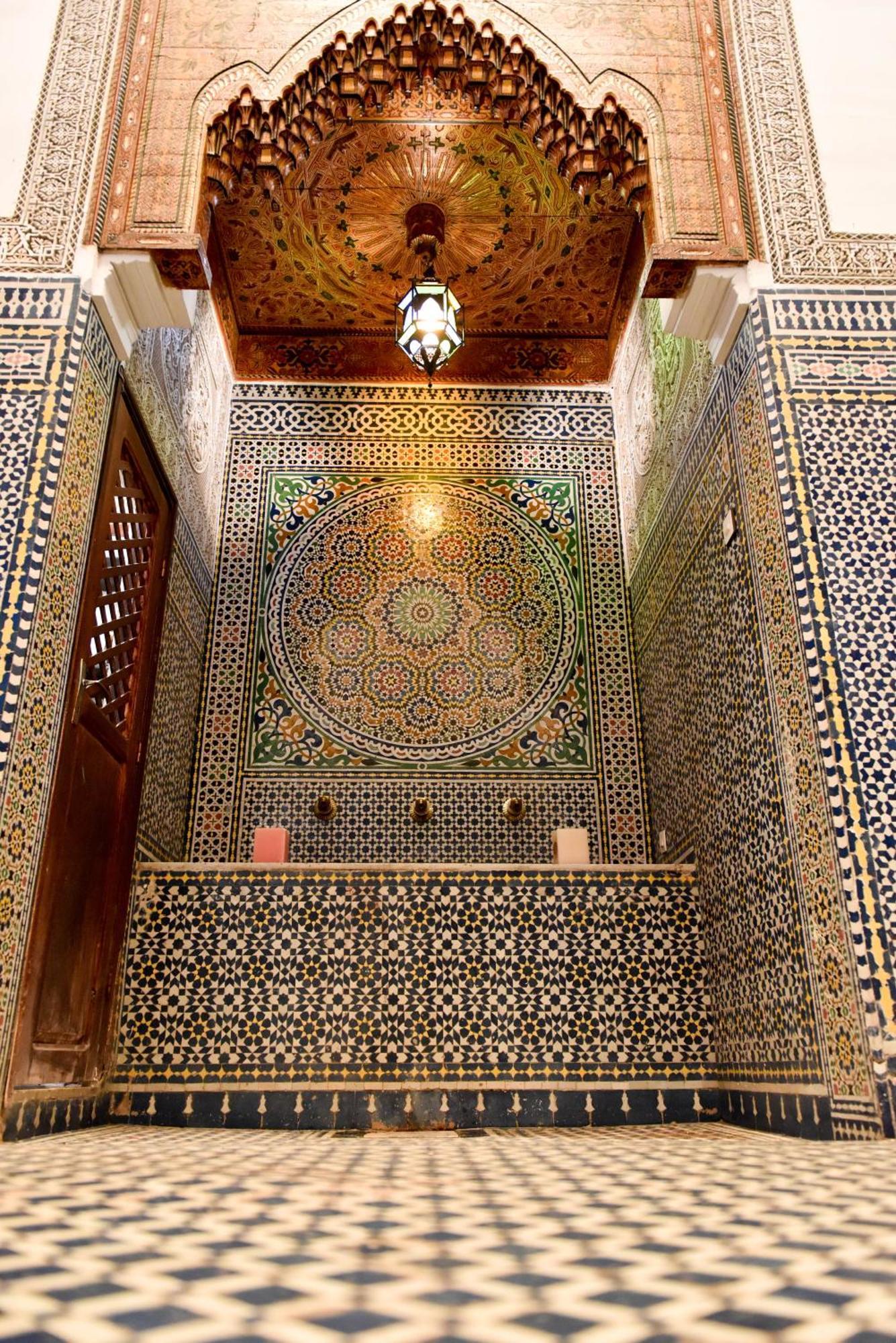 Riad Youssef Fez Bagian luar foto
